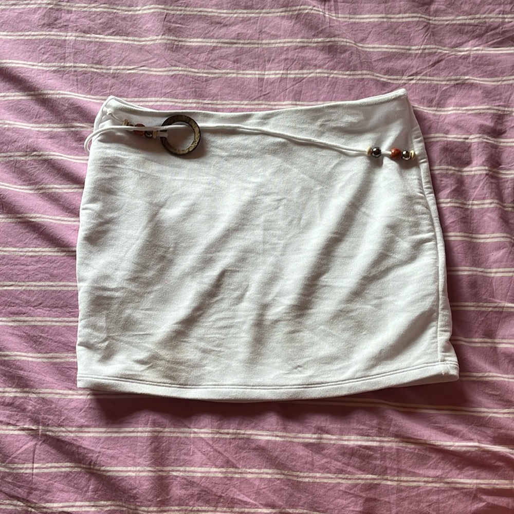 White fox boutique beaded white skirt size small